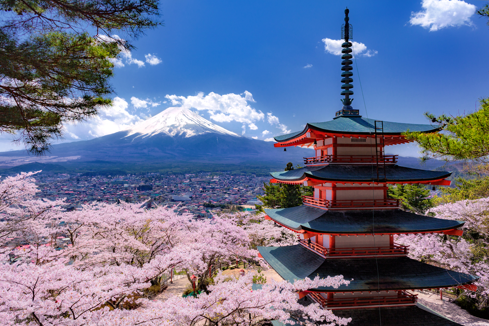 Qantas and Jetstar celebrate the reopening of Japan